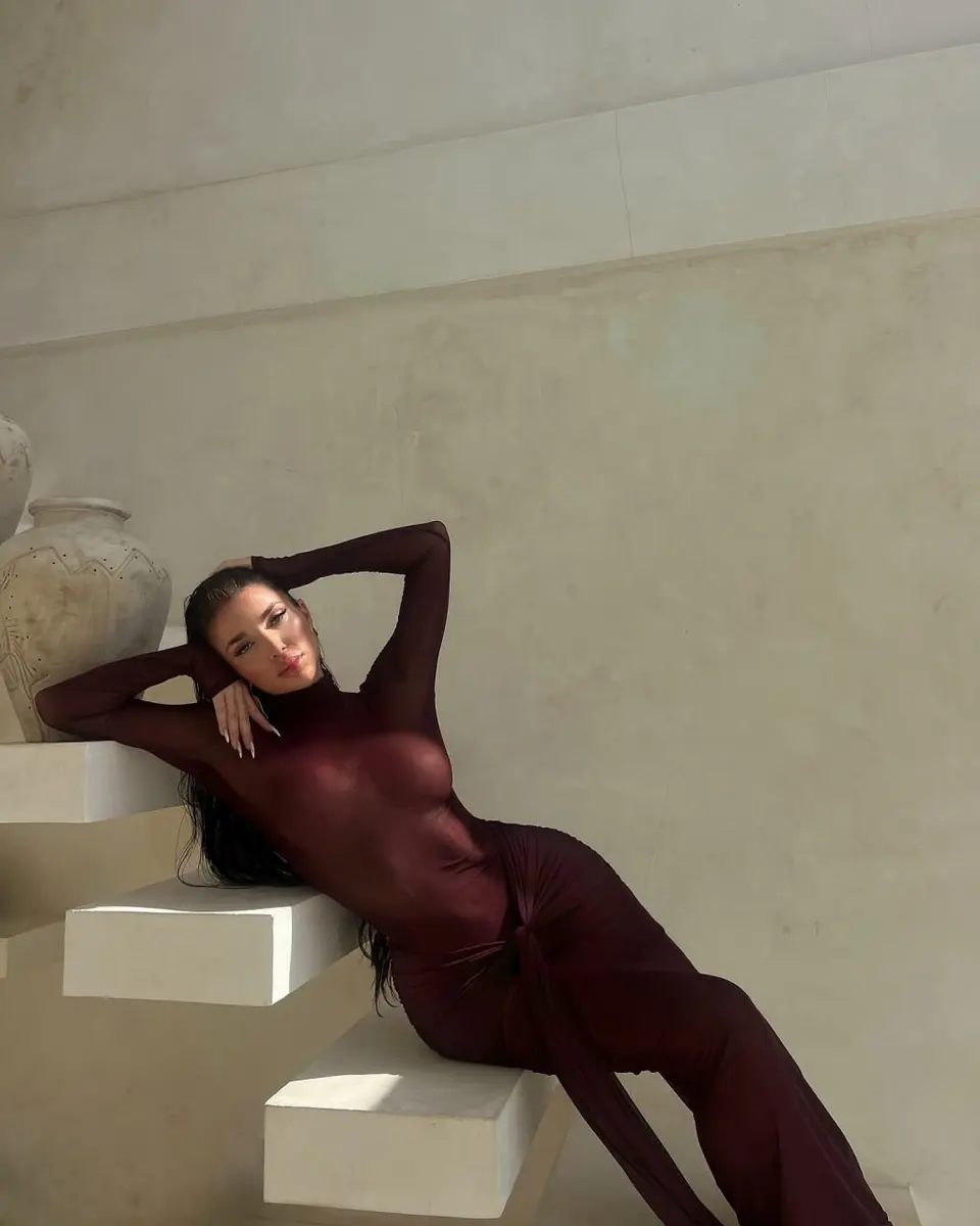 Adeline escort in Dubai