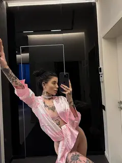 Augusta escort in Dubai