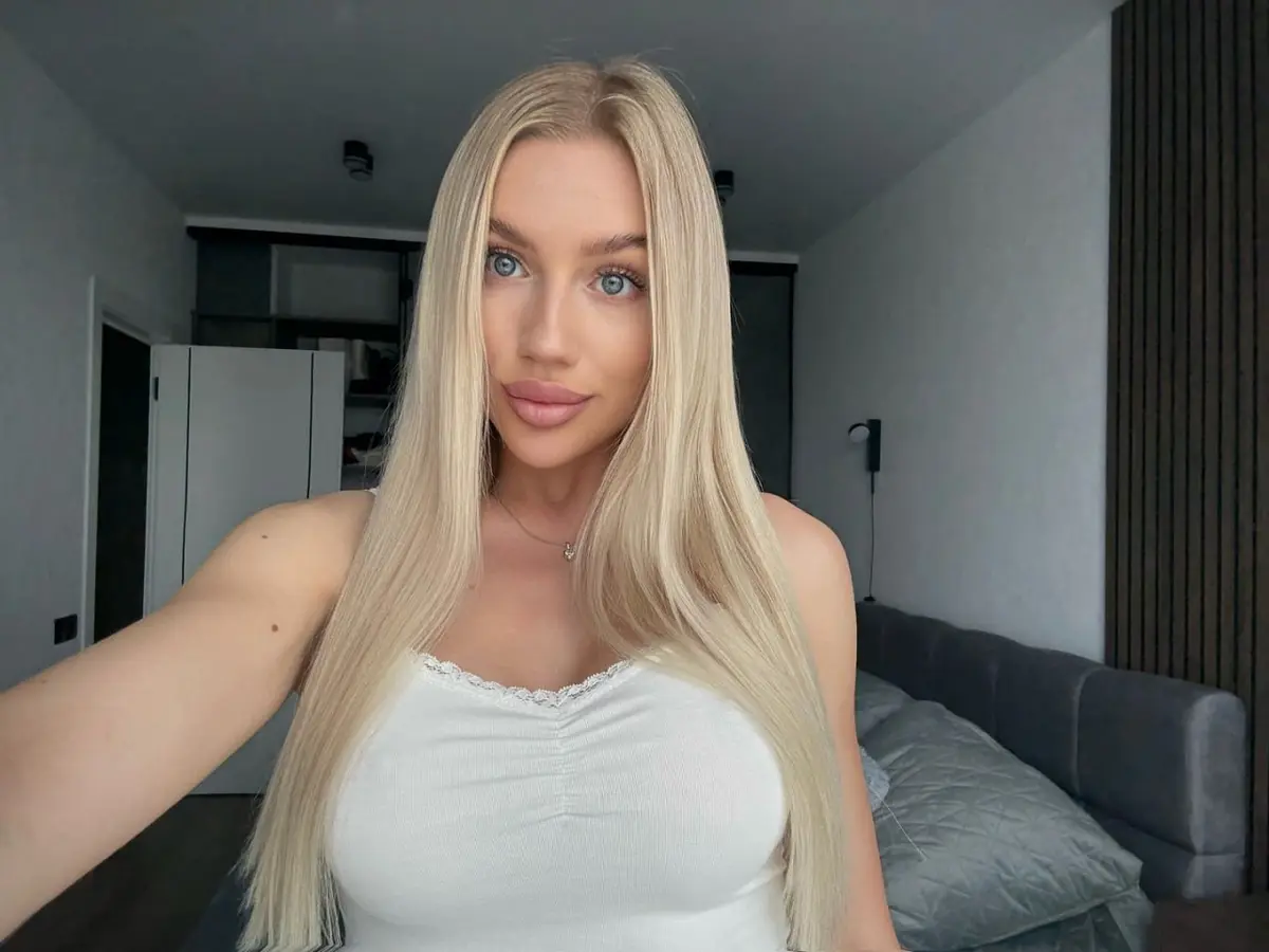 Aurelia escort in Dubai