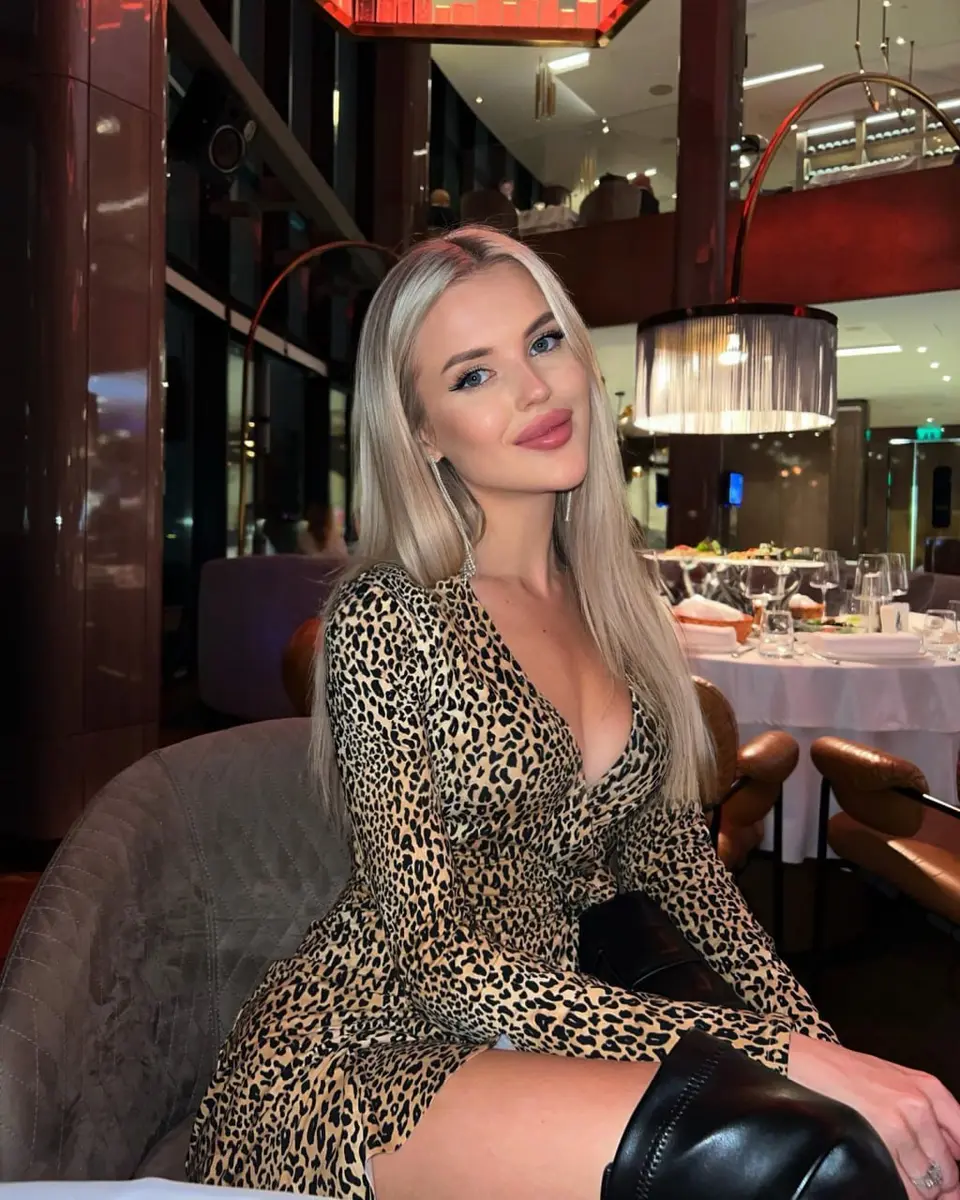 Aurelina escort in Dubai