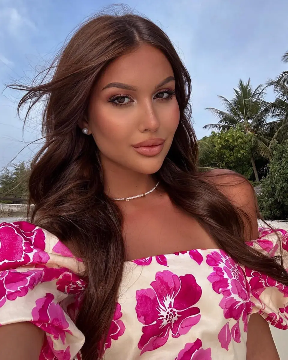 Bella escort in Dubai