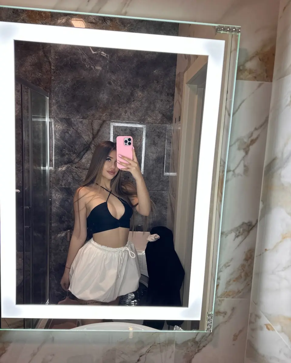 Daniela escort in Dubai