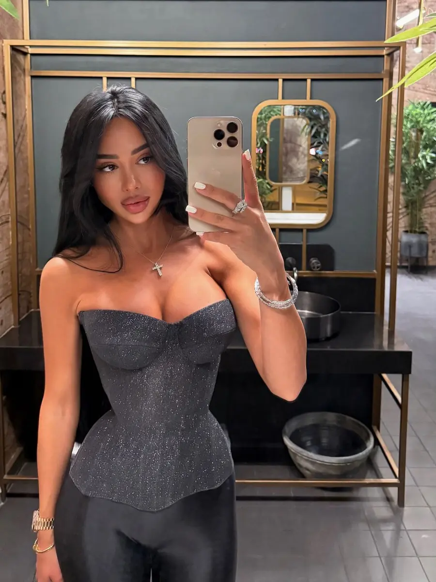 Eliza escort in Dubai