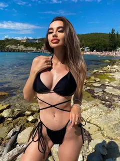 Elizaveta escort in Dubai