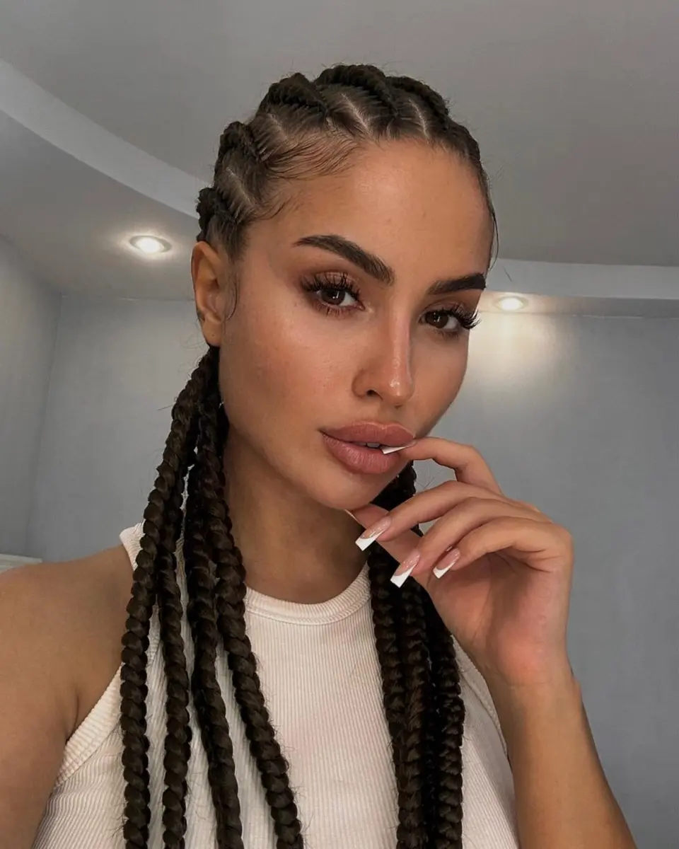 Elvira escort in Dubai