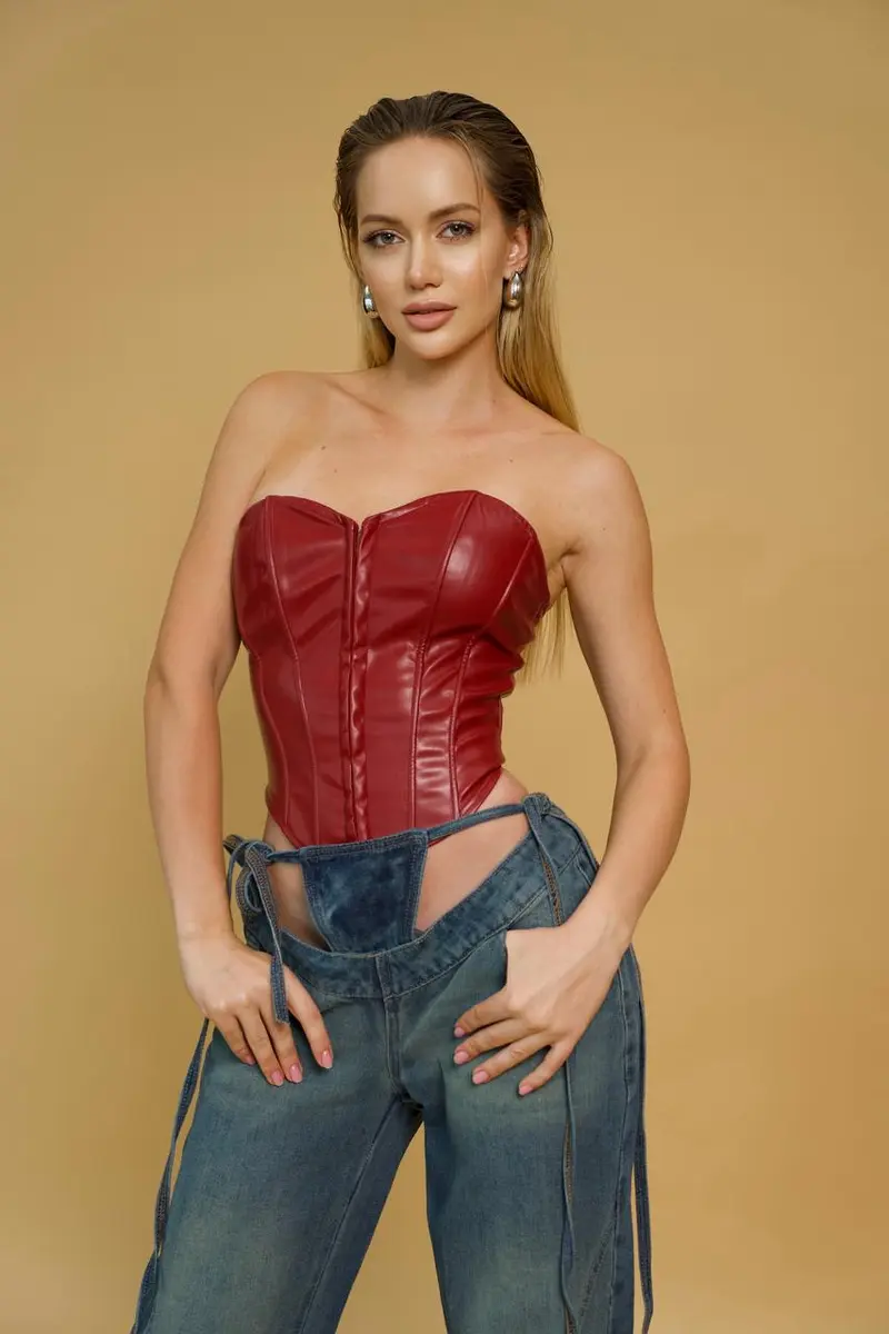 Inessa escort in Dubai