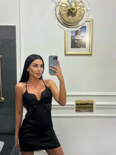 Julia escort in Dubai