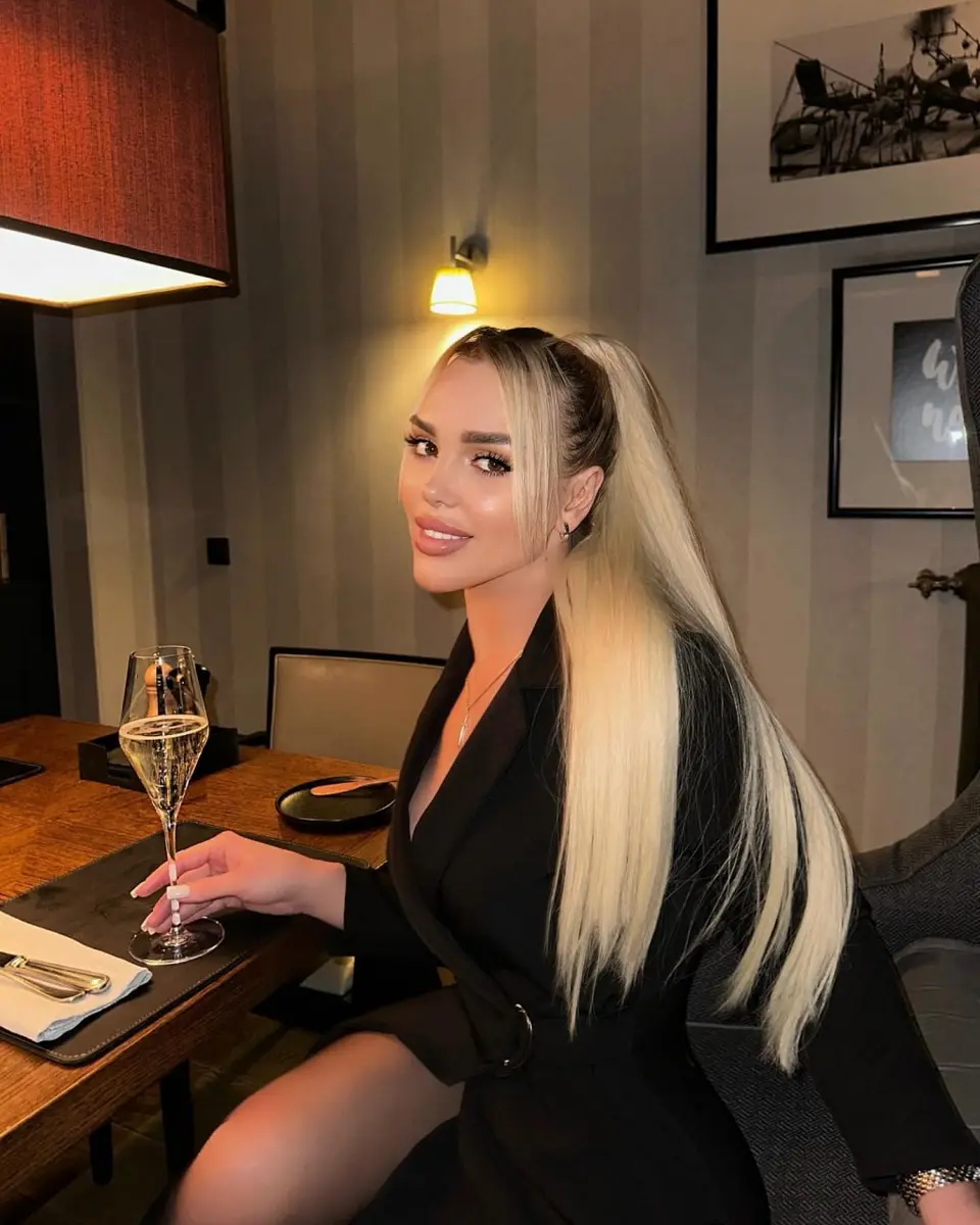 Julietta escort in Dubai