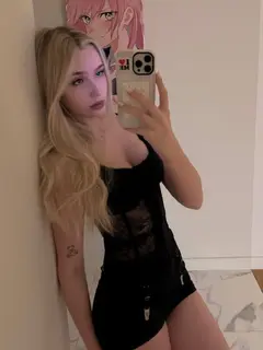 Karina escort in Dubai