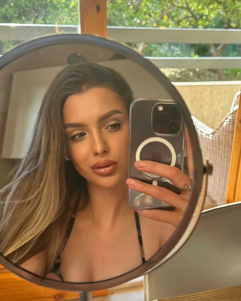 Ksenia escort in Dubai