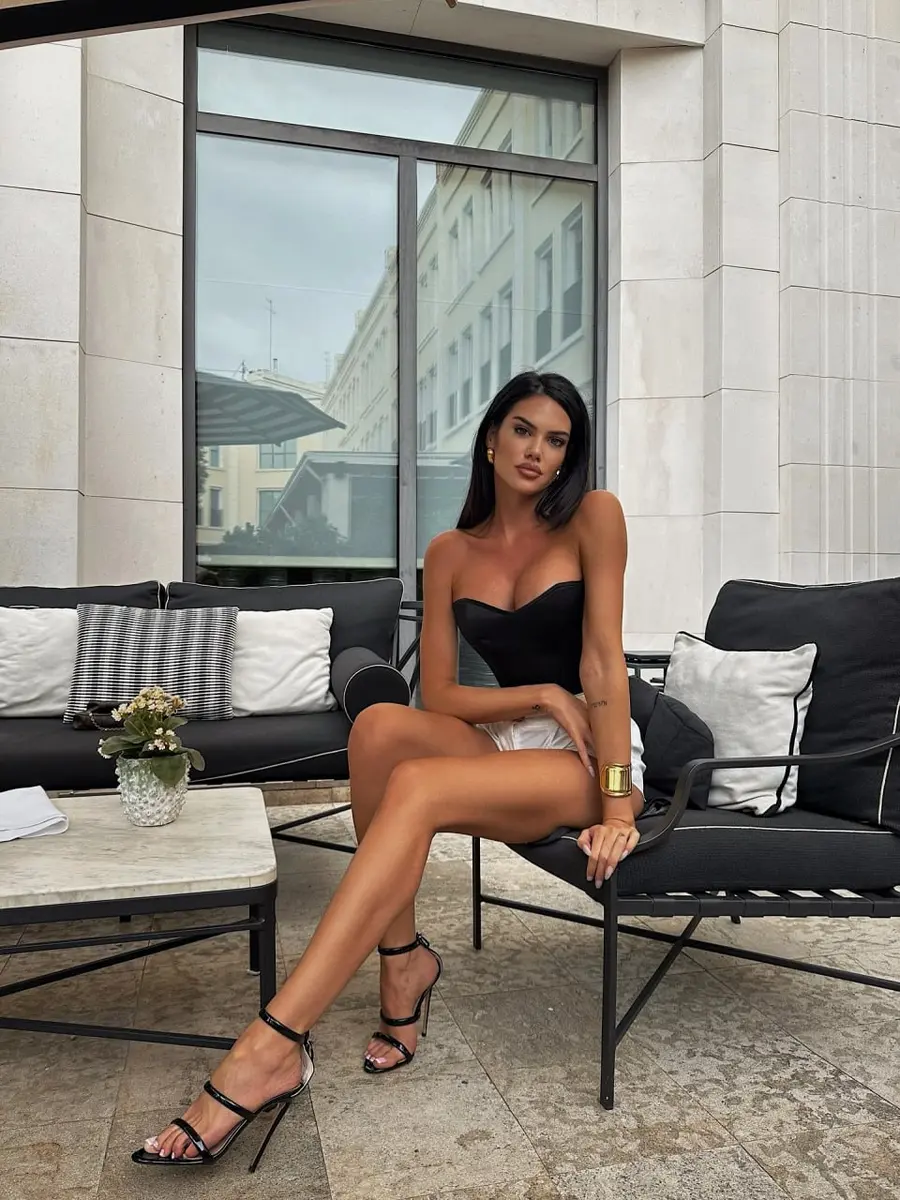 Livia escort in Dubai