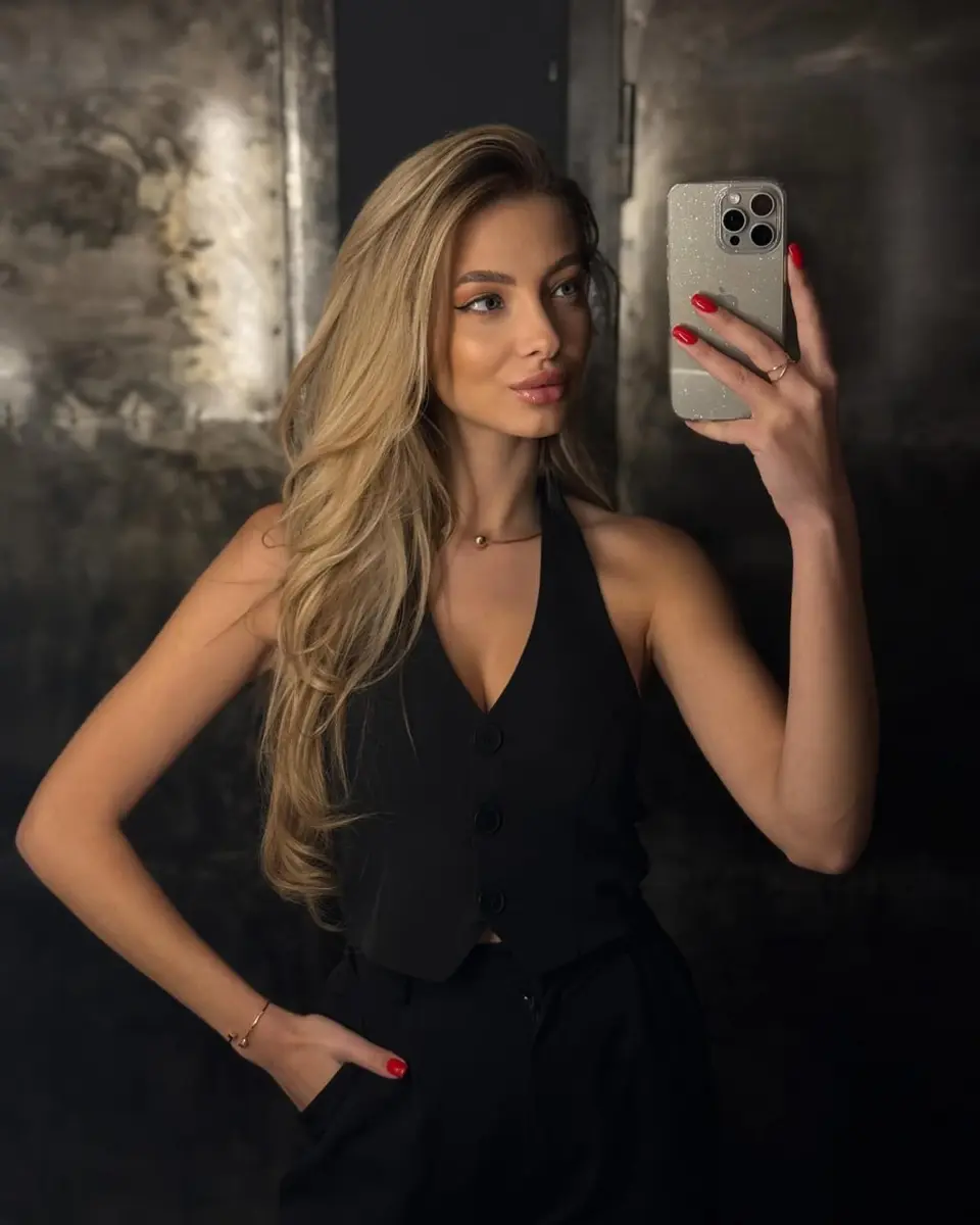 Natalia escort in Dubai