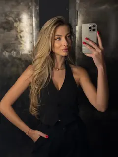 Natalia escort in Dubai