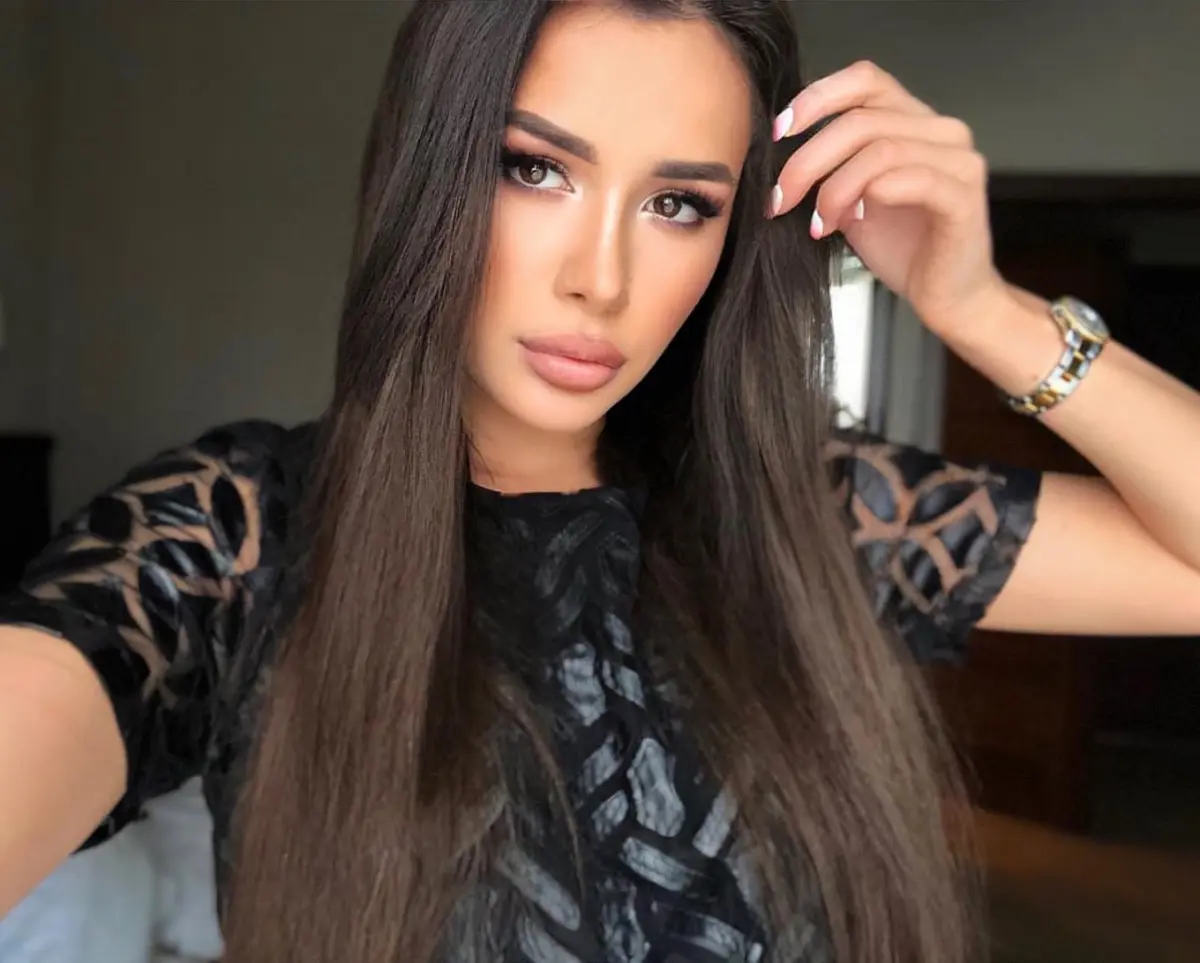 Polina escort in Dubai