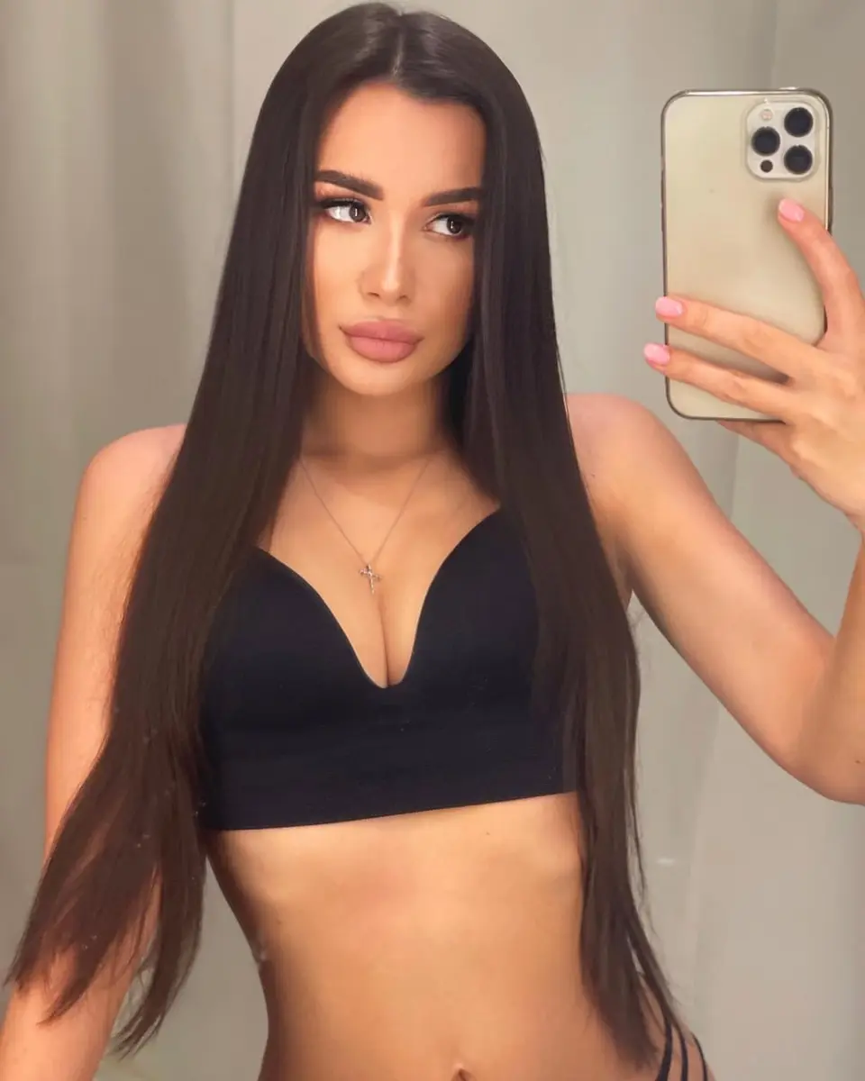 Polina escort in Dubai