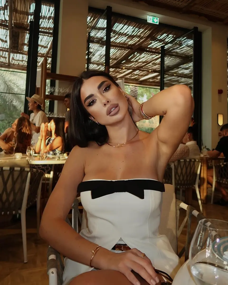 Сабина эскорт в городе Дубай