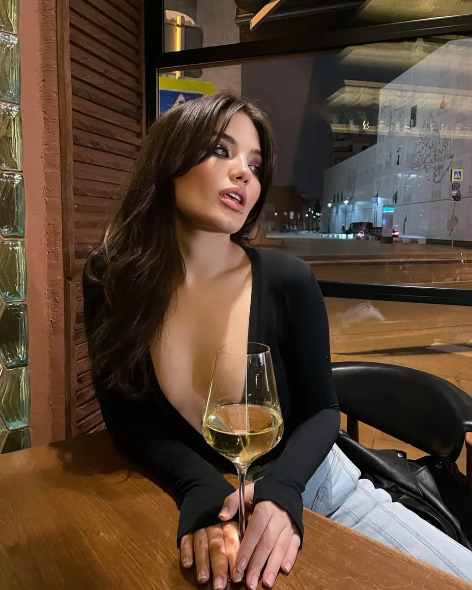 Самира эскорт в городе Дубай