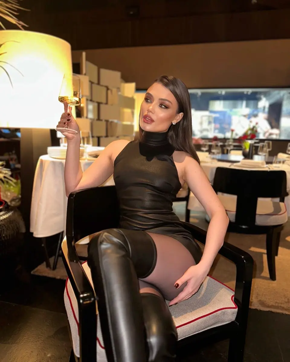 Самира эскорт в городе Дубай