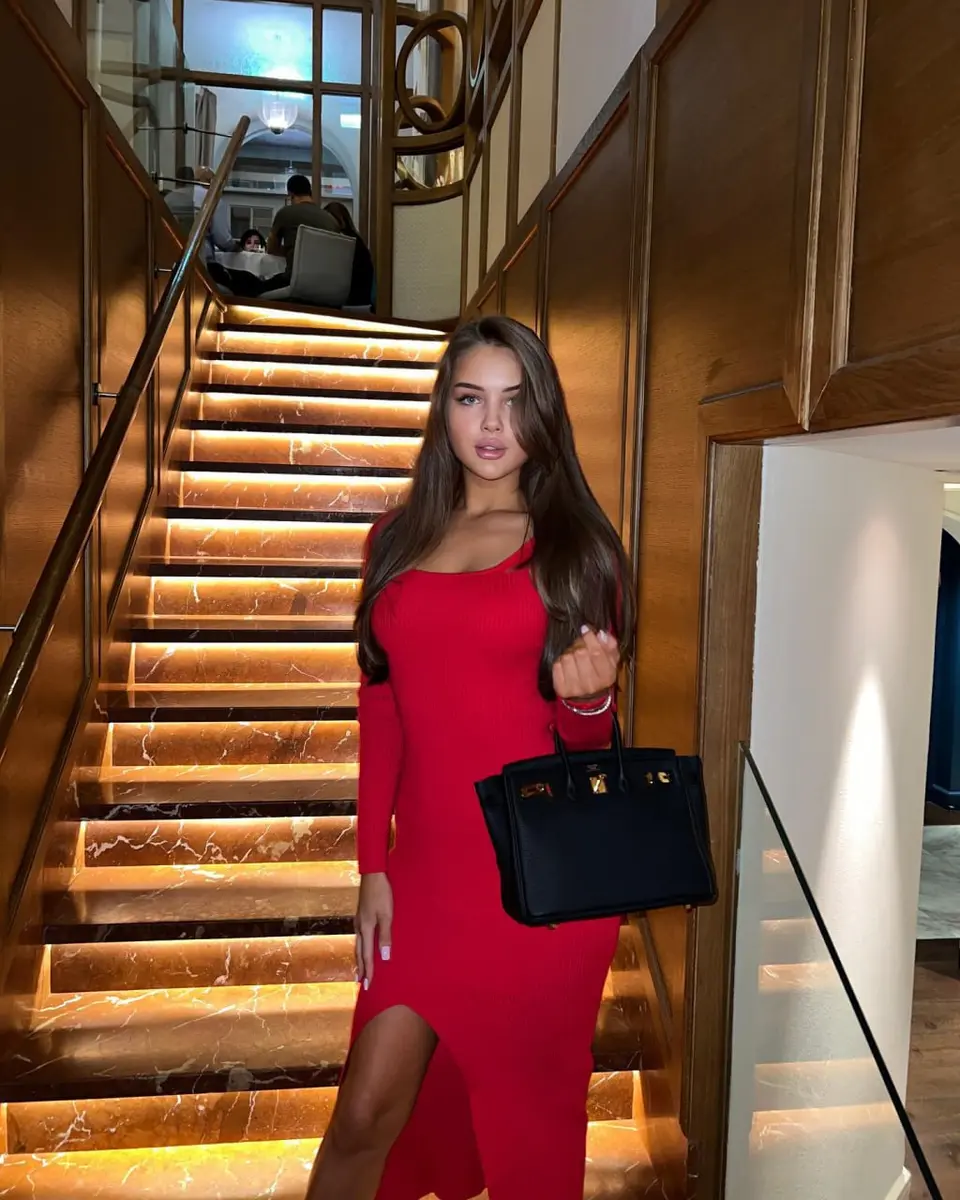 Valeria escort in Dubai