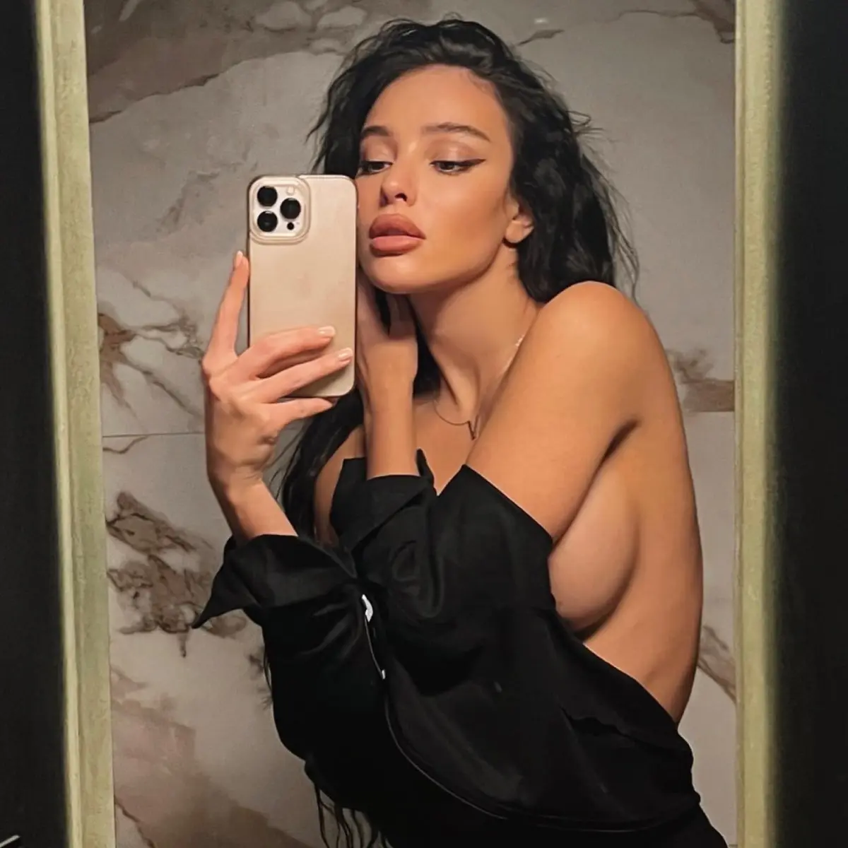 Veronika escort in Dubai